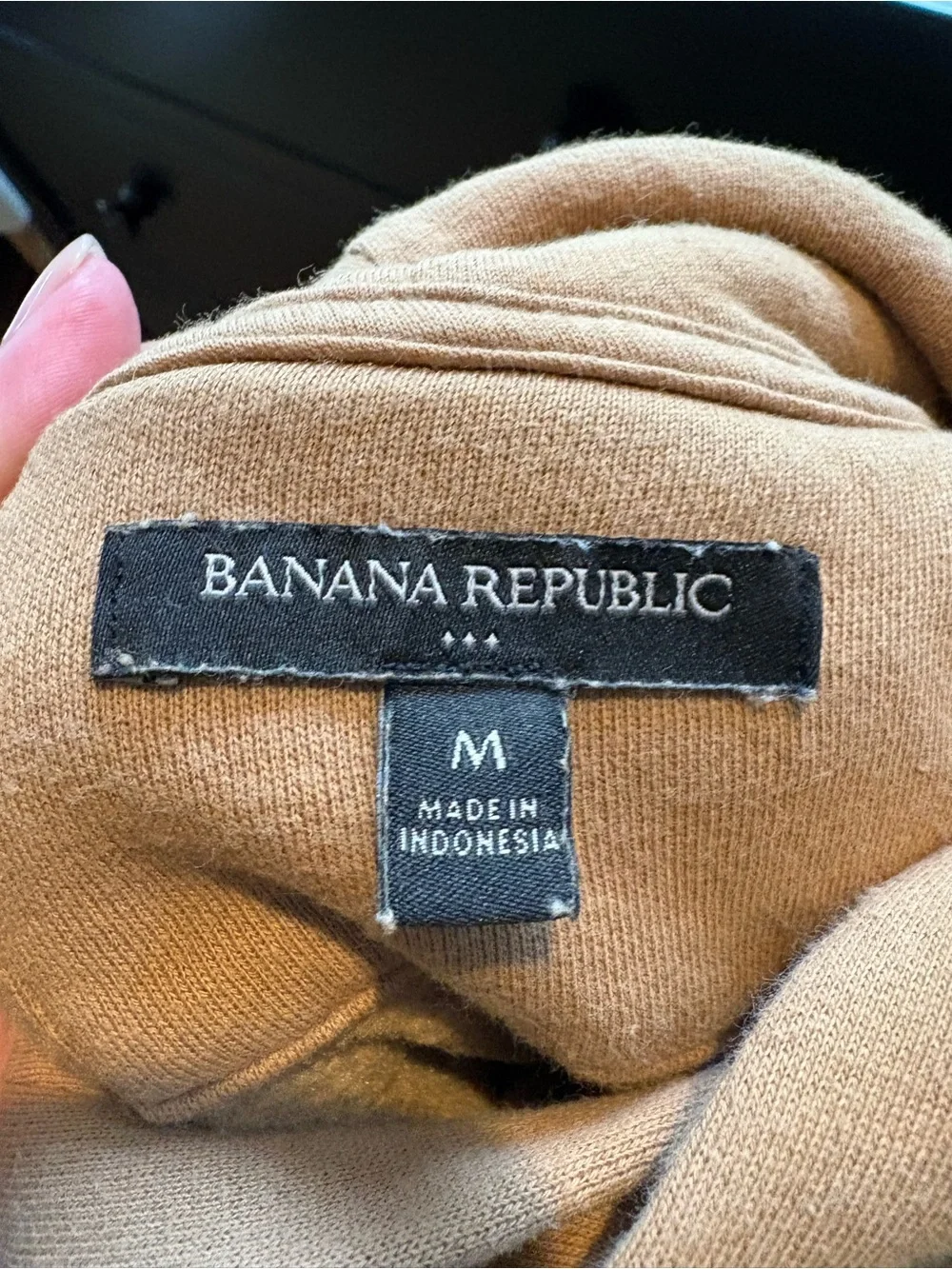 Banana Republic simple tan